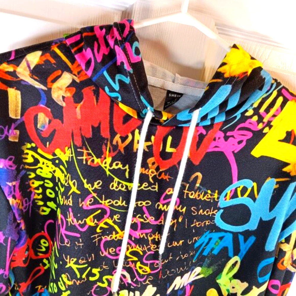 NWOT Shein Women's Graffiti Cropped Hoodie Size S Multi-Color Crop Top - Picture 4 of 13